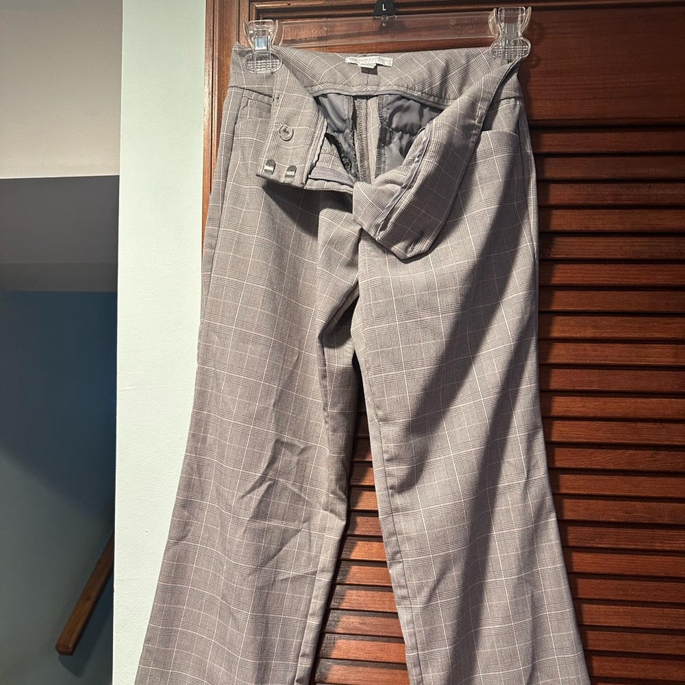 New York and Company women’s dress pant grey stripe size 0 petite